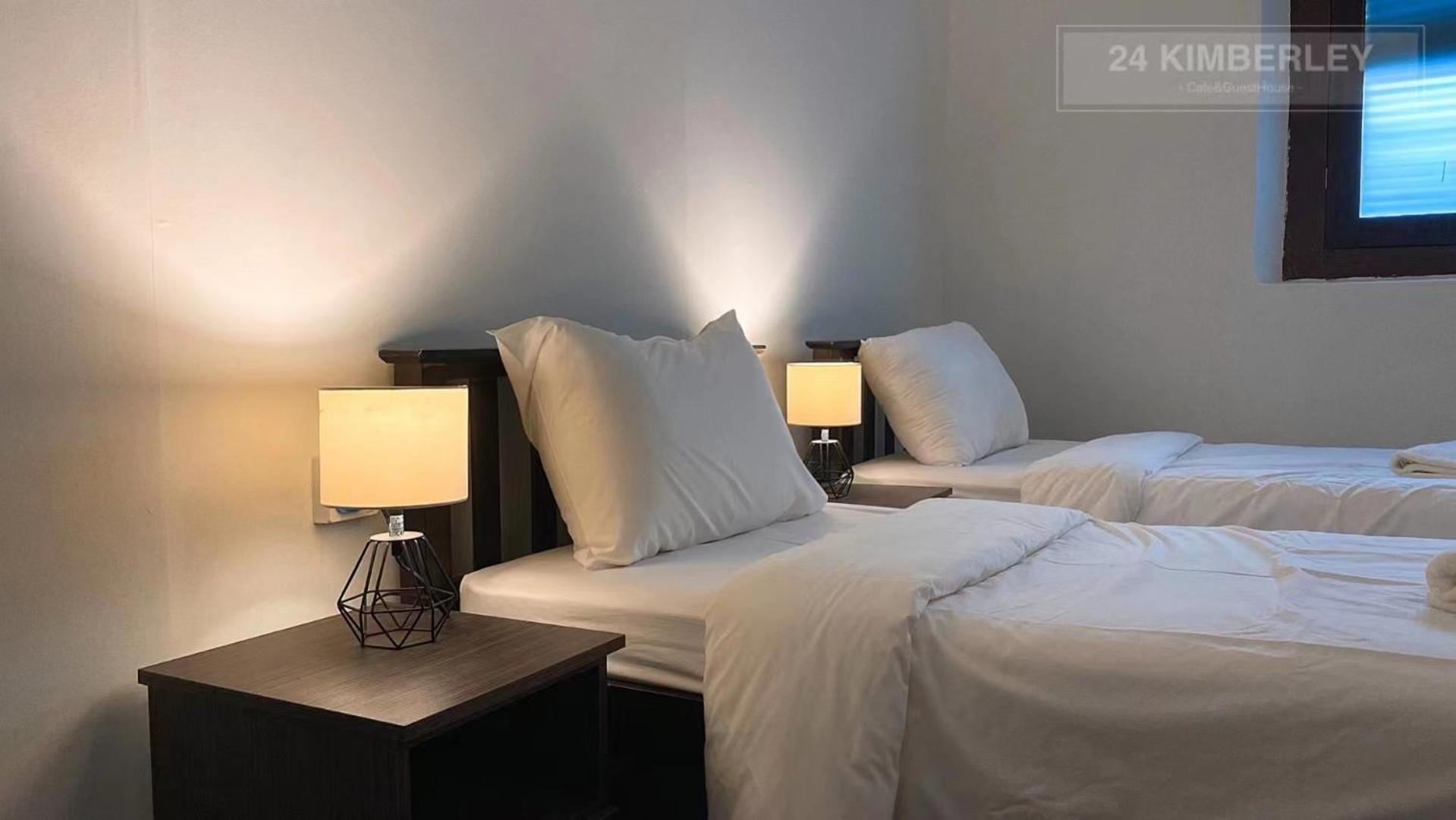 24 Kimberley Hotel George Town Værelse billede